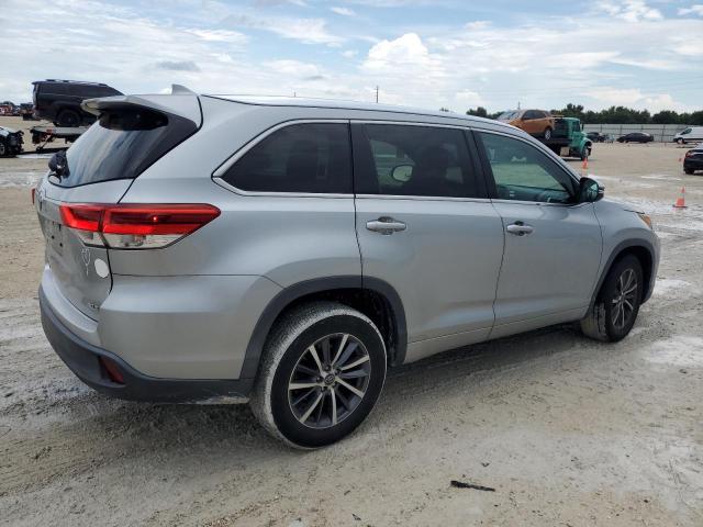 Photo 2 VIN: 5TDKZRFH1HS514643 - TOYOTA HIGHLANDER 