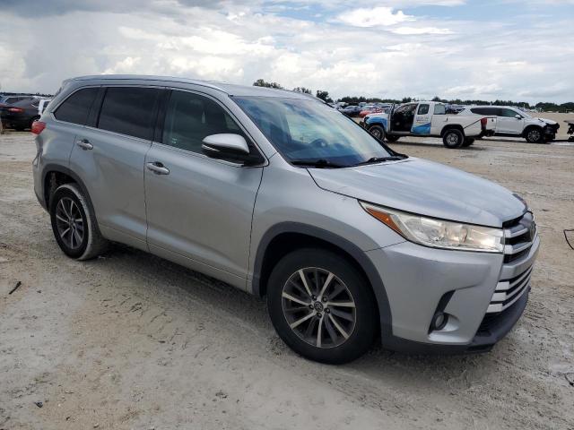 Photo 3 VIN: 5TDKZRFH1HS514643 - TOYOTA HIGHLANDER 