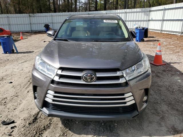 Photo 4 VIN: 5TDKZRFH1HS521057 - TOYOTA HIGHLANDER 