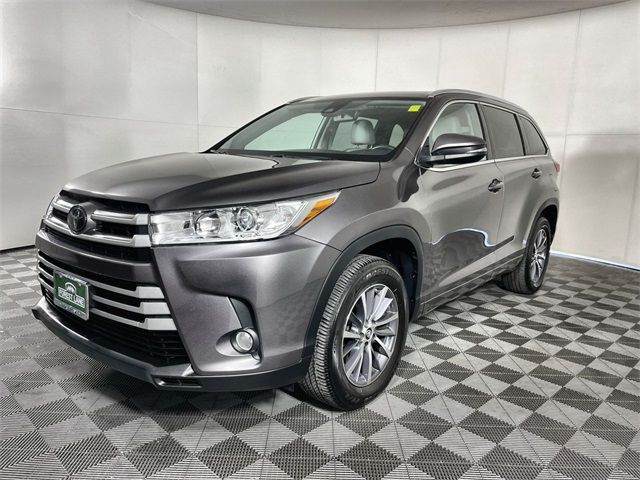 Photo 4 VIN: 5TDKZRFH1JS263290 - TOYOTA HIGHLANDER 