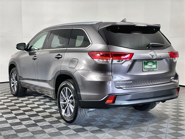 Photo 6 VIN: 5TDKZRFH1JS263290 - TOYOTA HIGHLANDER 