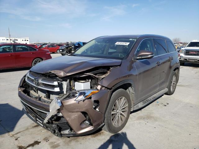 Photo 1 VIN: 5TDKZRFH1JS286035 - TOYOTA HIGHLANDER 