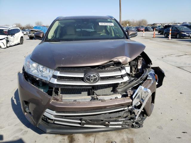 Photo 8 VIN: 5TDKZRFH1JS286035 - TOYOTA HIGHLANDER 