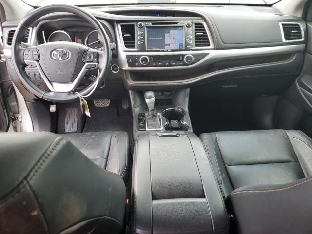 Photo 7 VIN: 5TDKZRFH1JS530783 - TOYOTA HIGHLANDER 