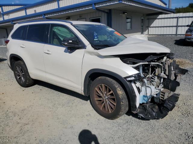 Photo 3 VIN: 5TDKZRFH1JS538754 - TOYOTA HIGHLANDER 