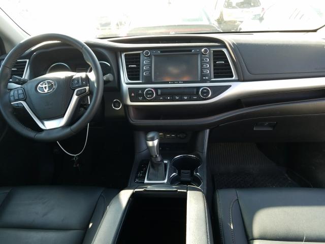 Photo 8 VIN: 5TDKZRFH1KS324641 - TOYOTA HIGHLANDER 