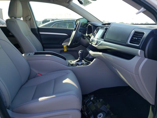 Photo 4 VIN: 5TDKZRFH1KS558438 - TOYOTA HIGHLANDER 