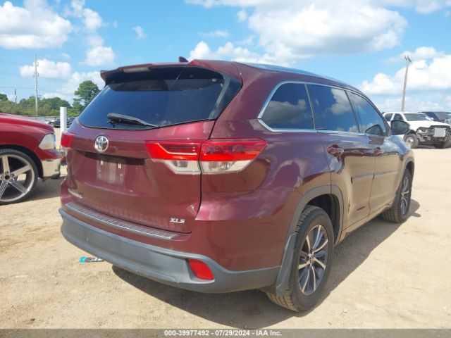 Photo 3 VIN: 5TDKZRFH2JS252976 - TOYOTA HIGHLANDER 