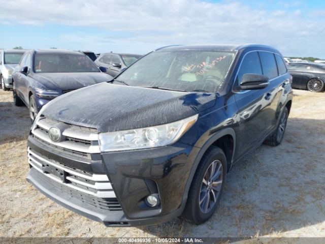 Photo 1 VIN: 5TDKZRFH2JS272080 - TOYOTA HIGHLANDER 