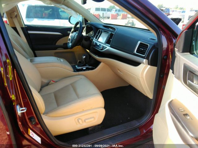 Photo 4 VIN: 5TDKZRFH2JS281409 - TOYOTA HIGHLANDER 