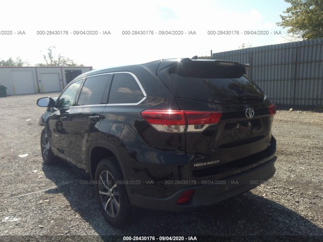 Photo 2 VIN: 5TDKZRFH2JS527276 - TOYOTA HIGHLANDER 