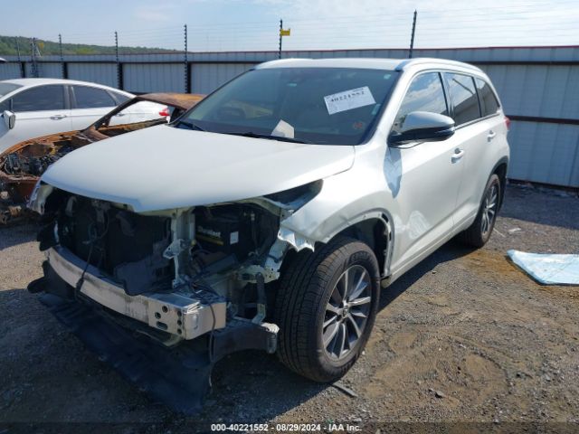 Photo 1 VIN: 5TDKZRFH2JS527293 - TOYOTA HIGHLANDER 