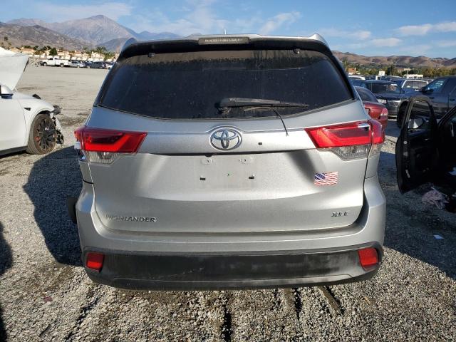 Photo 5 VIN: 5TDKZRFH2JS528590 - TOYOTA HIGHLANDER 