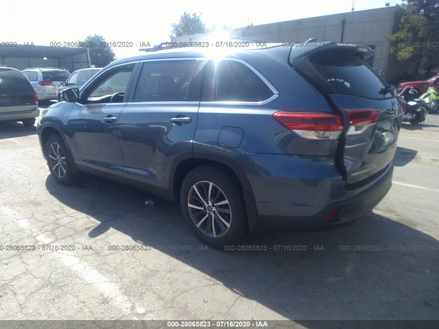 Photo 2 VIN: 5TDKZRFH2KS290936 - TOYOTA HIGHLANDER 