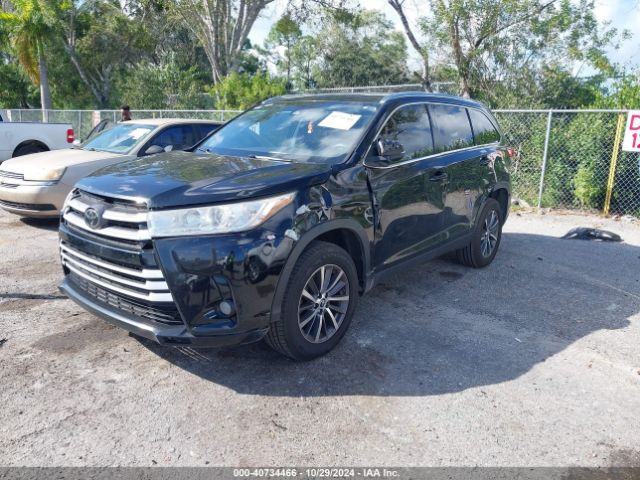 Photo 1 VIN: 5TDKZRFH2KS311719 - TOYOTA HIGHLANDER 