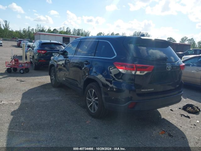 Photo 2 VIN: 5TDKZRFH2KS311719 - TOYOTA HIGHLANDER 