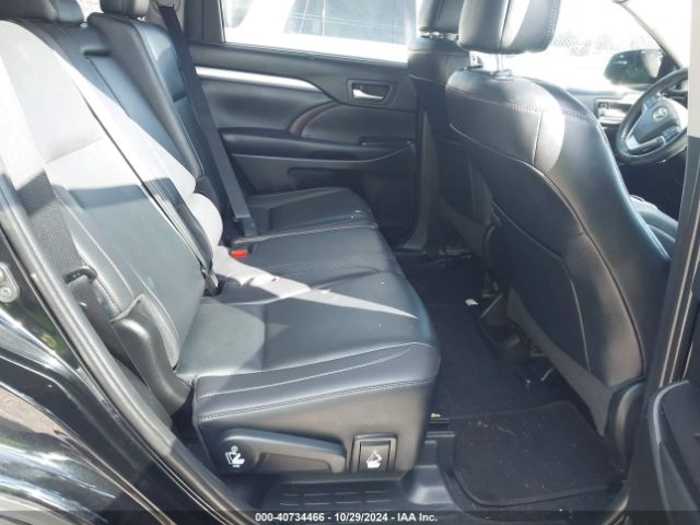 Photo 7 VIN: 5TDKZRFH2KS311719 - TOYOTA HIGHLANDER 