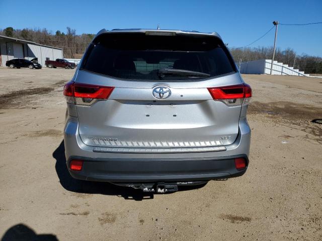 Photo 5 VIN: 5TDKZRFH2KS561106 - TOYOTA HIGHLANDER 