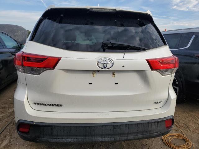 Photo 5 VIN: 5TDKZRFH2KS572090 - TOYOTA HIGHLANDER 