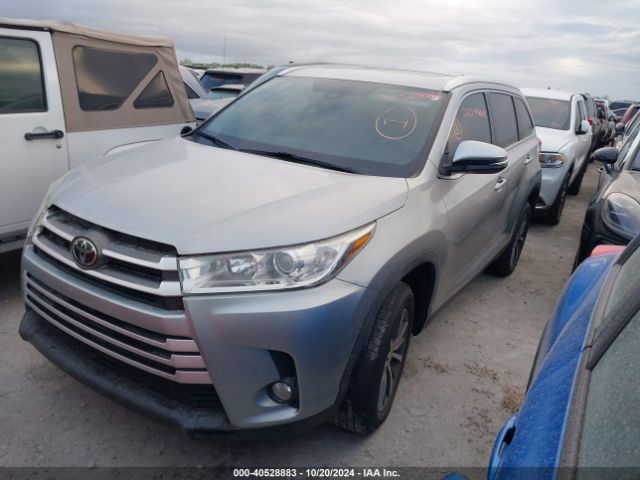 Photo 1 VIN: 5TDKZRFH2KS575104 - TOYOTA HIGHLANDER 