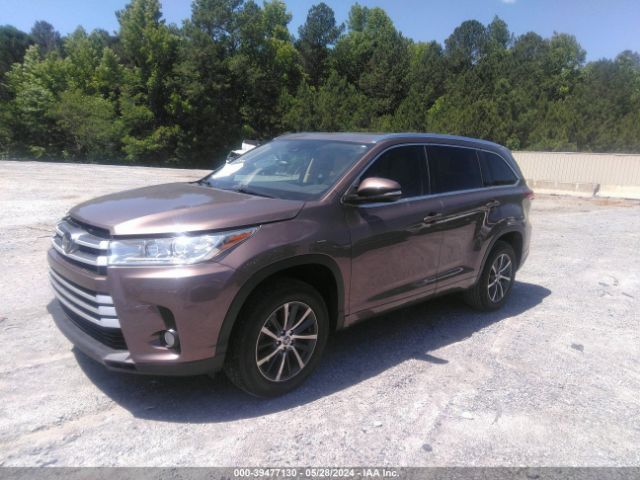 Photo 1 VIN: 5TDKZRFH3JS251786 - TOYOTA HIGHLANDER 