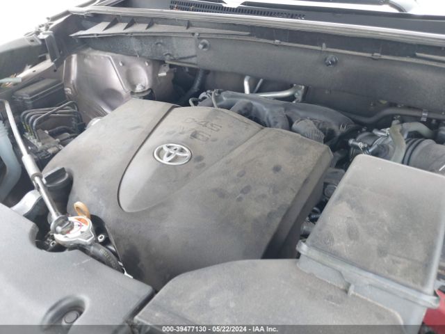 Photo 9 VIN: 5TDKZRFH3JS251786 - TOYOTA HIGHLANDER 