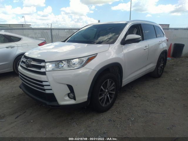 Photo 1 VIN: 5TDKZRFH3JS264568 - TOYOTA HIGHLANDER 