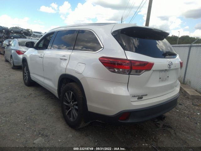 Photo 2 VIN: 5TDKZRFH3JS264568 - TOYOTA HIGHLANDER 