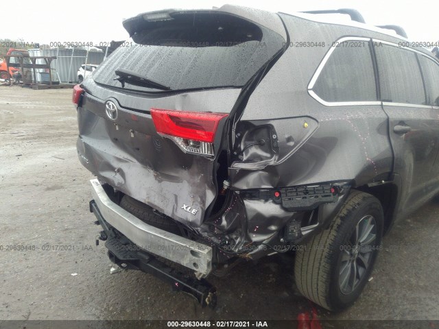 Photo 5 VIN: 5TDKZRFH3JS287803 - TOYOTA HIGHLANDER 