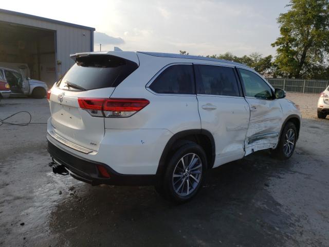 Photo 3 VIN: 5TDKZRFH3JS530722 - TOYOTA HIGHLANDER 