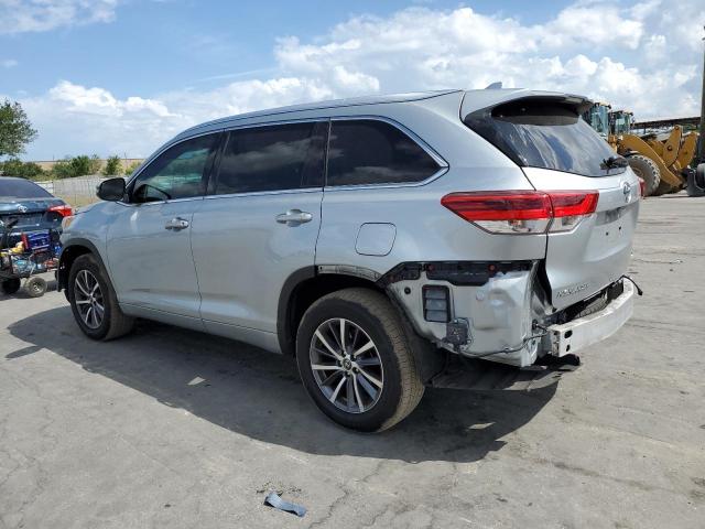 Photo 1 VIN: 5TDKZRFH3JS543258 - TOYOTA HIGHLANDER 