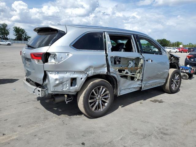 Photo 2 VIN: 5TDKZRFH3JS543258 - TOYOTA HIGHLANDER 