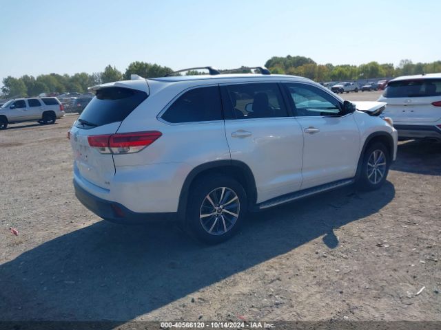 Photo 3 VIN: 5TDKZRFH4HS524972 - TOYOTA HIGHLANDER 