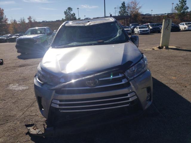 Photo 4 VIN: 5TDKZRFH4JS538781 - TOYOTA HIGHLANDER 