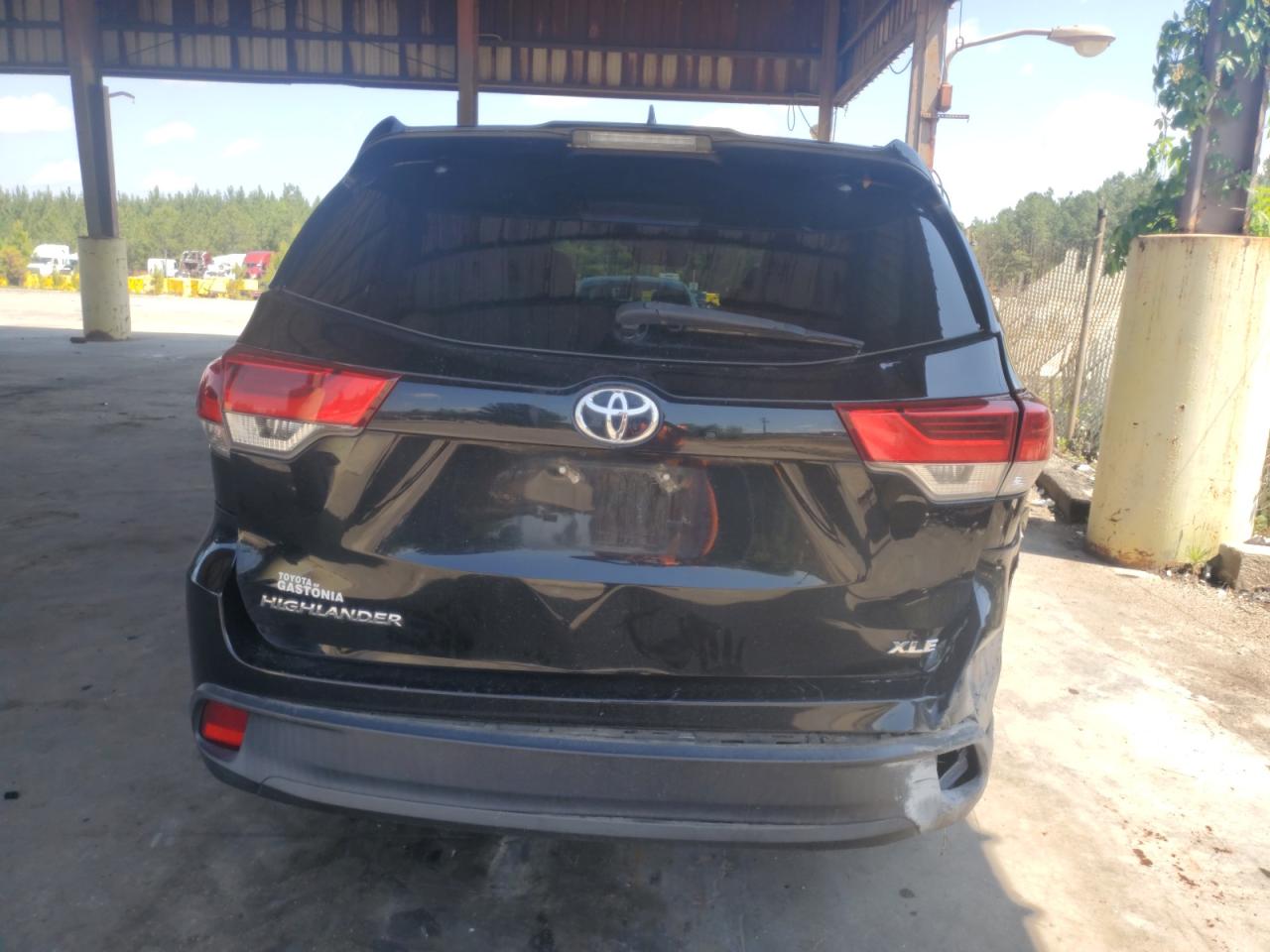 Photo 5 VIN: 5TDKZRFH4KS304562 - TOYOTA HIGHLANDER 