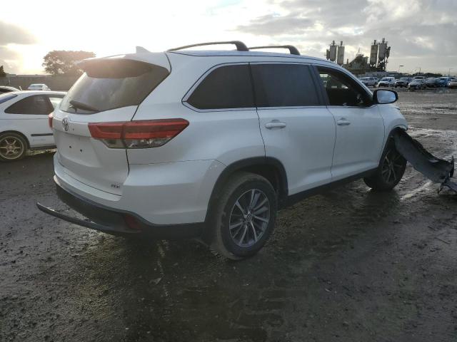 Photo 2 VIN: 5TDKZRFH4KS359044 - TOYOTA HIGHLANDER 