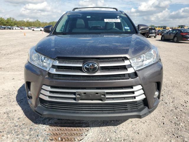 Photo 4 VIN: 5TDKZRFH4KS555730 - TOYOTA HIGHLANDER 