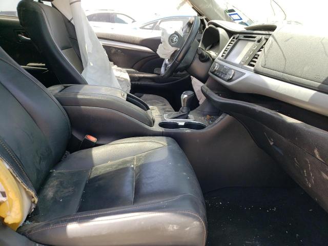 Photo 6 VIN: 5TDKZRFH4KS561186 - TOYOTA HIGHLANDER 