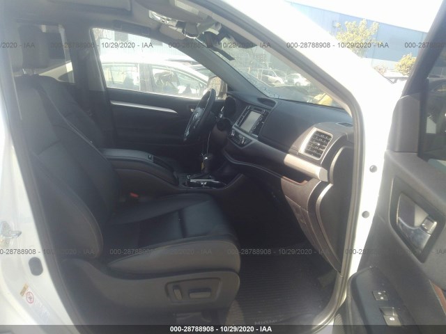 Photo 4 VIN: 5TDKZRFH4KS569661 - TOYOTA HIGHLANDER 