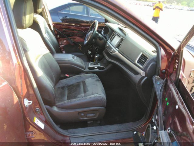 Photo 4 VIN: 5TDKZRFH5JS286331 - TOYOTA HIGHLANDER 