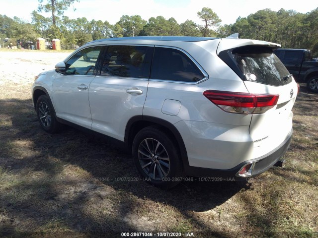 Photo 2 VIN: 5TDKZRFH5KS302643 - TOYOTA HIGHLANDER 