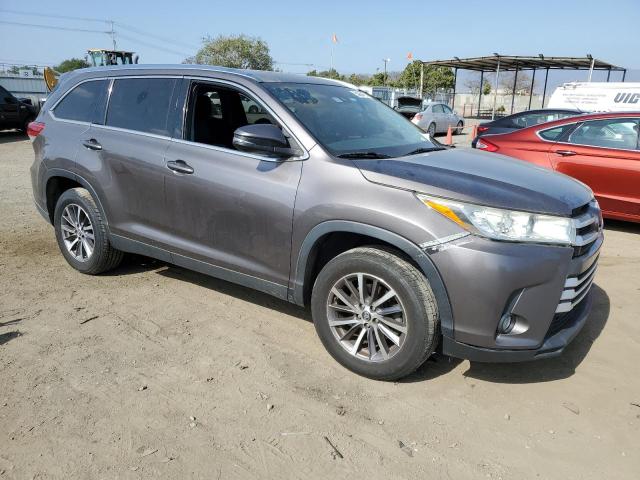 Photo 3 VIN: 5TDKZRFH5KS557390 - TOYOTA HIGHLANDER 