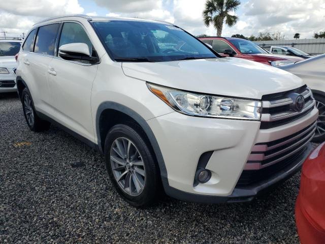 Photo 4 VIN: 5TDKZRFH5KS571225 - TOYOTA HIGHLANDER 