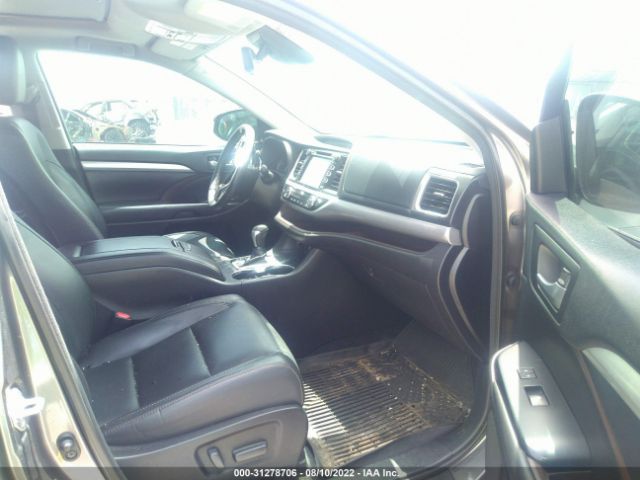 Photo 4 VIN: 5TDKZRFH6HS213253 - TOYOTA HIGHLANDER 