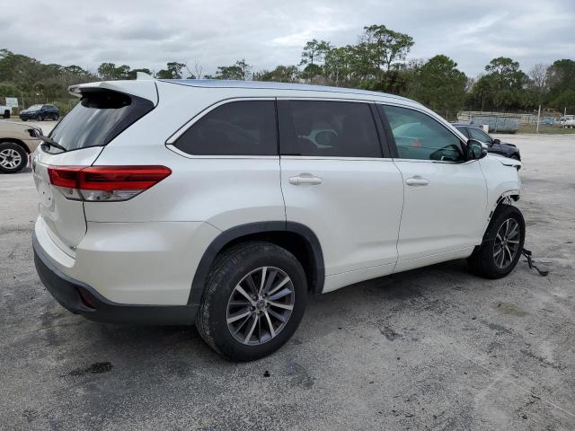 Photo 2 VIN: 5TDKZRFH6HS215200 - TOYOTA HIGHLANDER 