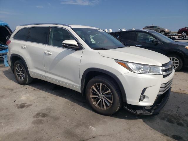 Photo 3 VIN: 5TDKZRFH6HS520924 - TOYOTA HIGHLANDER 