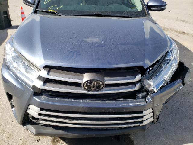 Photo 6 VIN: 5TDKZRFH6JS271627 - TOYOTA HIGHLANDER 