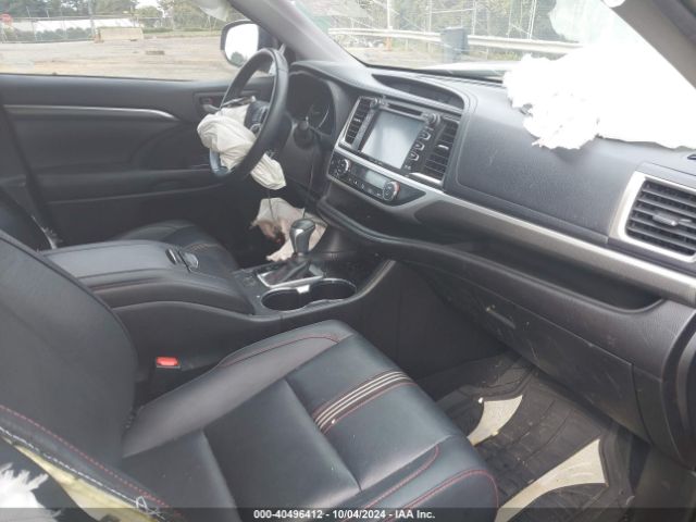 Photo 4 VIN: 5TDKZRFH6KS356646 - TOYOTA HIGHLANDER 