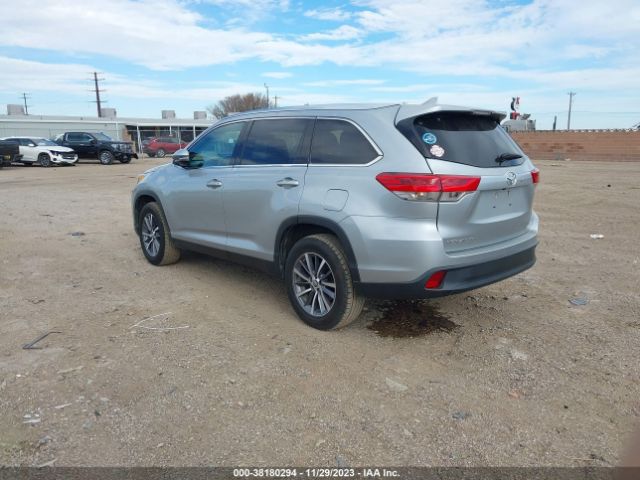 Photo 2 VIN: 5TDKZRFH6KS553784 - TOYOTA HIGHLANDER 