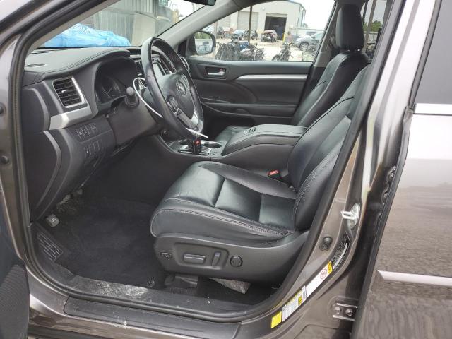 Photo 6 VIN: 5TDKZRFH6KS555101 - TOYOTA HIGHLANDER 